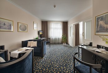 EA Hotel Royal Esprit**** - Апартамент d'Esprit