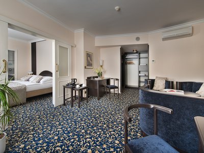 EA Hotel Royal Esprit**** - Апартамент d'Esprit